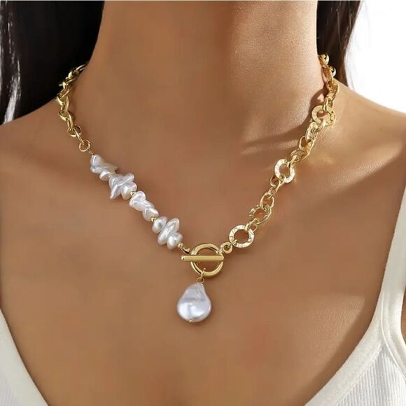 Baroque Style Lab Pearl Pendant Necklace with Round Gold Tone Chain - Picture 1 of 8